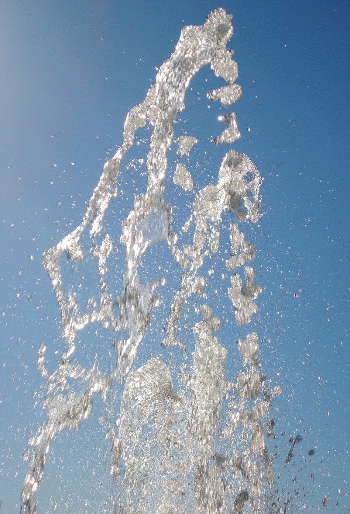 fountain splash MGD©